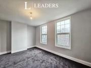 Rental! 3 bedroom maisonette for rent in 6 Station Road,...