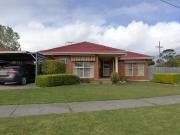 Cheap 3 BR 31 Woomera Avenue, Keysborough, VIC 3173