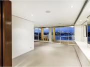 Just in! 3 BR 32 Refinery Drive, Pyrmont Apartment for...