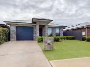 Unique 3 BR 74 Argyle Avenue, Dubbo, NSW 2830