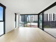 Just in! 401/43 Peerless Avenue, Mermaid Beach, QLD 4218