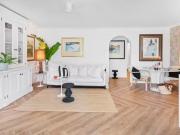 Unique 4/4 Fern Street, Surfers Paradise, QLD 4217