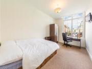 Cheap 4 bedroom apartment for rent in Princess Victoria...