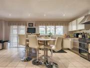 Deal! 4 bedroom detached house for rent in Bury Lane,...