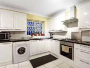 Cozy 4 bedroom house to rent in Whitby Gardens, London, NW9