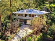 Unique 4 BR 14 Eclipse Court, Mudgeeraba, QLD 4213