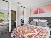 Deal! 4 Clark Avenue, Onkaparinga Hills, SA 5163