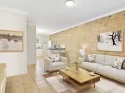 Cozy 5/3 Jones Road, Bellbird Park, QLD 4300