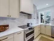 Cozy 58481052 52 Fairview Avenue