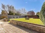 Charming 5 bedroom semi detached house for rent in...