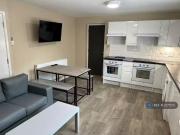 Nice 6 bedroom flat for rent in Stokes Croft, Bristol, BS1