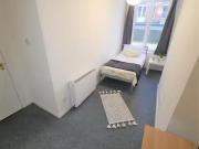 Nice 6 bedroom house share for rent in Snowdrops,...