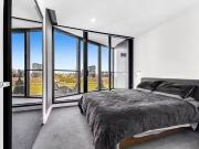 Just in! 717/555 Saint Kilda Road, Melbourne, VIC 3004