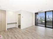 Cheap 806/36 Anglesey Street, Kangaroo Point Apartment...