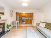 Charming Botanic Square, Drumcondra, Dublin 9 is for rent