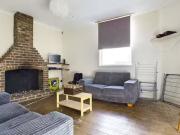 For Rent! End terrace house to rent in Susinteraction...