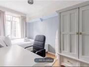 Just in! Flat to rent in Cambridge Court, London W2