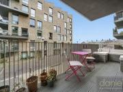 Just in! Flat to rent in Durham Wharf Drive, Brentford TW8