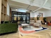 Unique Flat to rent in Great West Road, Brentford TW8