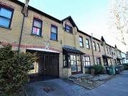 Charming Flat to rent in Haronton Court, Buckland Road,...