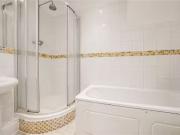 Cheap Flat to rent in Inner Park Road, Southfields SW19