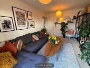 Nice Flat to rent in Limerick Close, London SW12