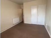 Nice Flat to rent in Longhayes Court, Romford RM6
