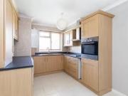 For Rent! Flat to rent in Nightingale Lane, London SW12