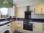 Cheap Flat to rent in Victoria Road, Slough SL2