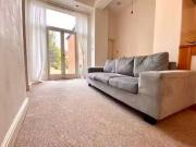 Rental! Flat to rent in Walm Lane, London NW2