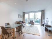 Deal! Flat to rent in White City Living, Lincoln...