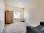 Deal! Flat to rent in Woodstock Road, London N4