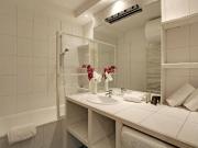 Rental Furnished Appartment 2 Rooms 40m² Sentier Bonne...