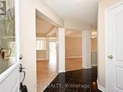 Nice Main 3134 Innisdale Road, Mississauga, ON, L5N 6P2 ho.