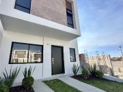 Rental of House 3 Bedrooms in Valle Sur in front of...