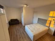 Charming Studio to rent in Grove End Road, London NW8