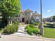 Cozy Unit 2 2 34 Violetridge Court, Brampton, Ontario...