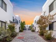 Cheap UNIT 7/18 Robinson Avenue, Perth, WA 6000