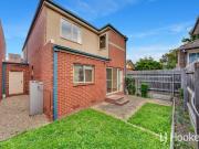 Renter's dream home Close to all amenities!