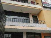 RENTO AMPLIA CASA 3 PLANTAS IDEAL PARA HOSTAL ASILO DE...