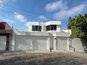 Rento amplia casa en alamos 4 recamaras + servicio 5...