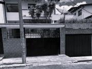 RENTO BONITA CASA GRANDE QUITO TENNIS