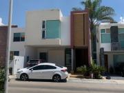 Rento Casa al Norte Condominio Residencial Q Campestre...