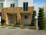 Rento casa amueblada