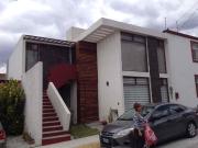 Rento casa duplex de 3 recámaras y 2 baños a 7 minutos...
