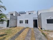 RENTO CASA EN FRACCIONAMIENTO VILLA SAN JOSÉ