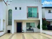 RENTO CASA EN REAL DEL REFIGIO A 5 MINUTIS DE PLAZA MAYOR
