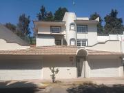 RENTO CASA MUY AMPLIA PARA OFICINAS $45,000 CON 7 AULAS,...