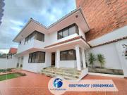 RENTO CASA SECTOR ESTADIO, CUENCA, ECUADOR