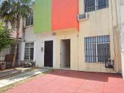 RENTO CASA SEMI AMUEBLADA EN RESIDENCIAL AMÉRICAS, Cancún